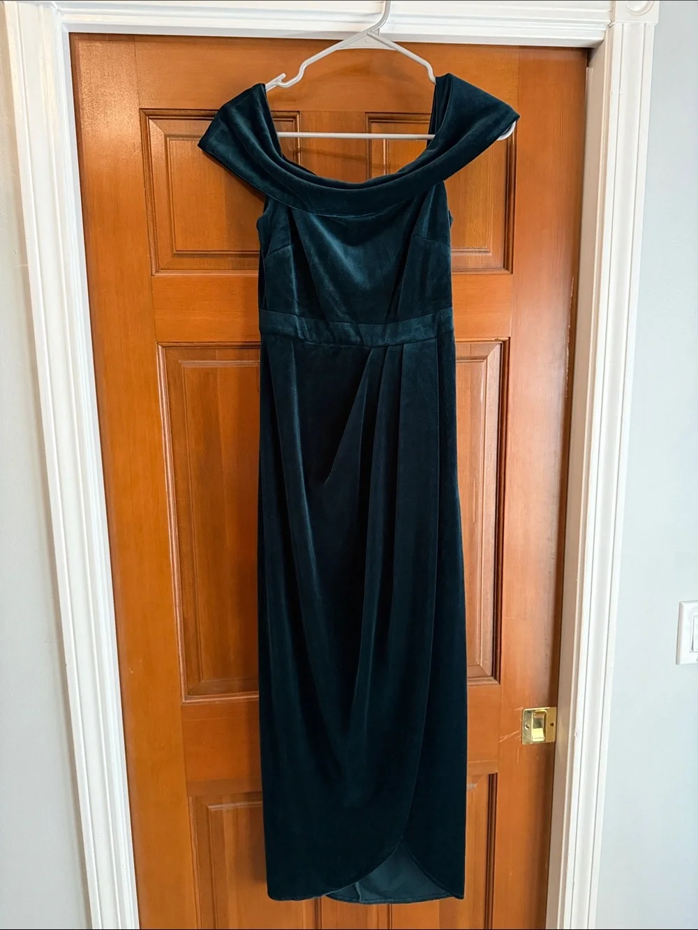Lulu's Off-Shoulder Velvet Gown in Deep Green Emerald - Picture 1 of 5
